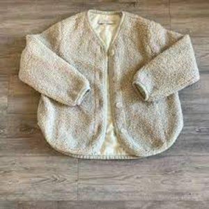 7115 by Szeki Curly Jacket (Dove) - Small